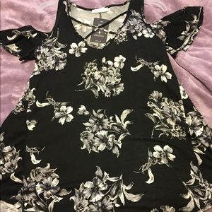 Ella Lane floral top